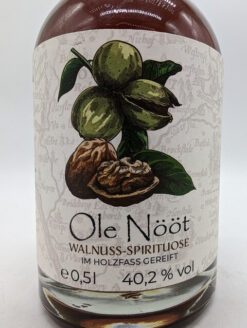 Holsteiner Geister - "Ole Nööt" Walnussspirituose - 40,2% – Bild 2